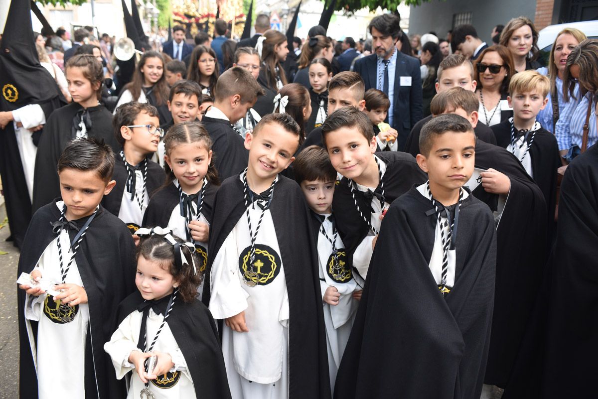 La hermandad del Amor, en imágenes