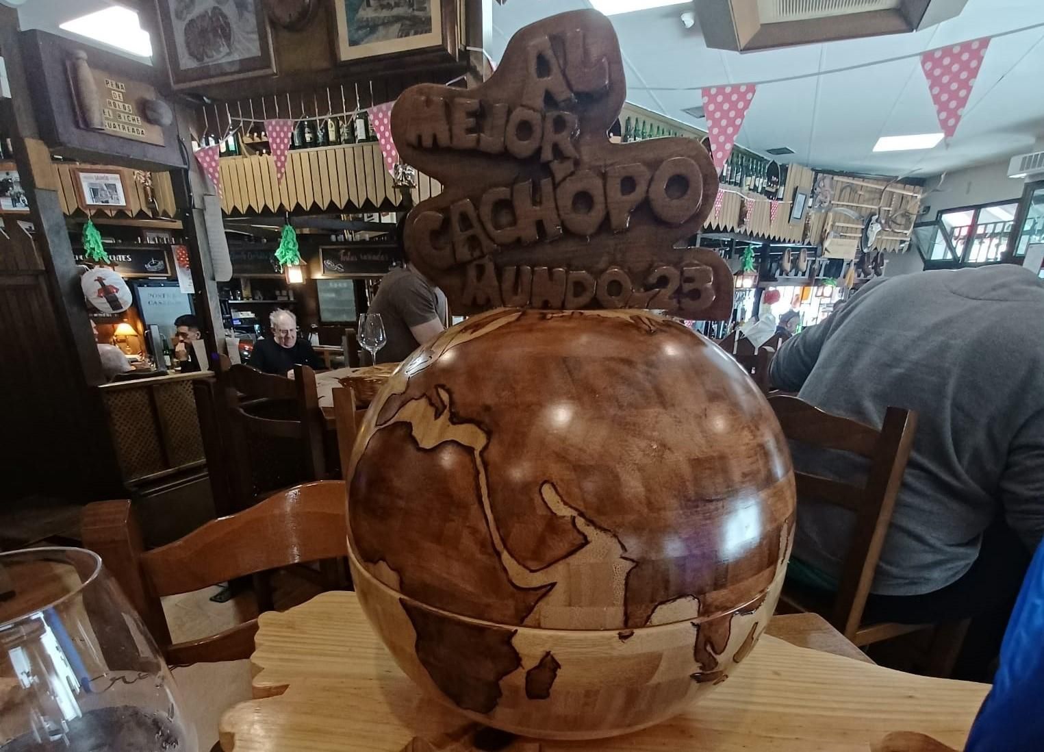 El Mejor Cachopo del Mundo arrasa en Siero: peregrinaje hasta la Pola para comprobar cómo sabe el campeón de 2023