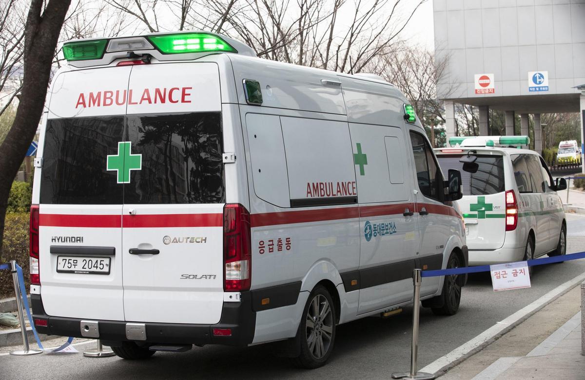 Imagen de archivo de una ambulancia en Corea del Sur.
