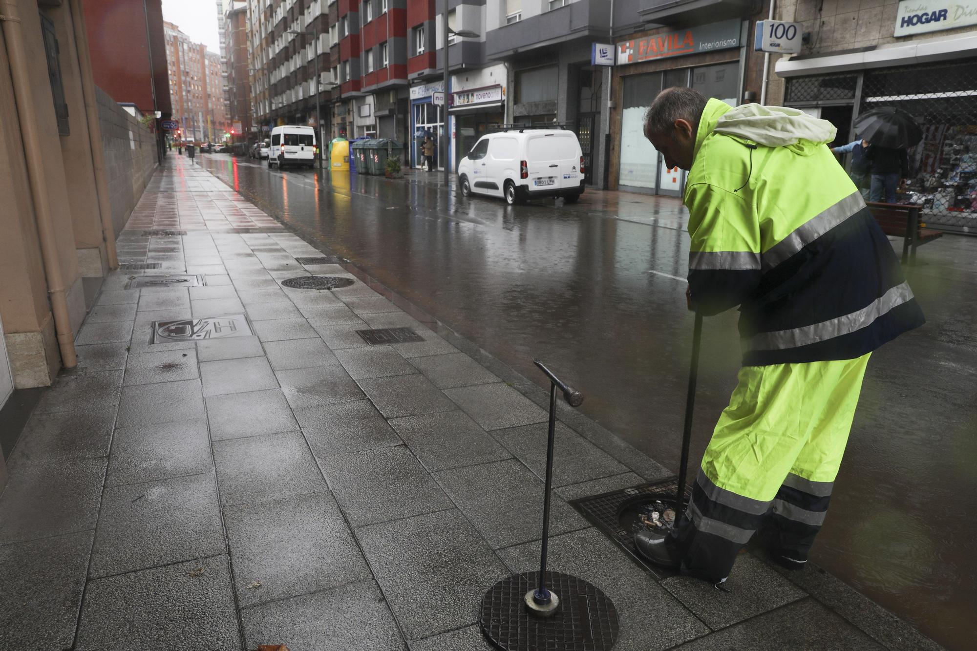 Inundaciones en Avilés por los fuertes aguaceros