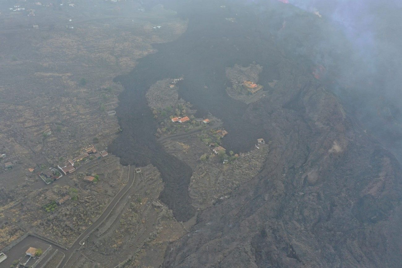 El avance de la lava del volcán de La Palma, a vista de pájaro en el décimo día de erupción