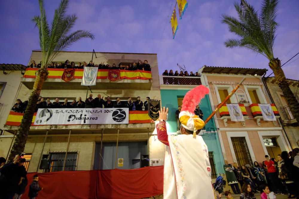 Los Moros y Cristianos de Monforte del Cid pusieron el broche de oro a las fiestas 2016