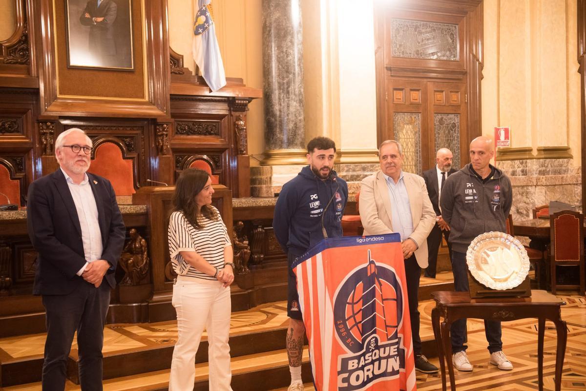 Recepción municipal al Leyma Coruña tras el ascenso a ACB