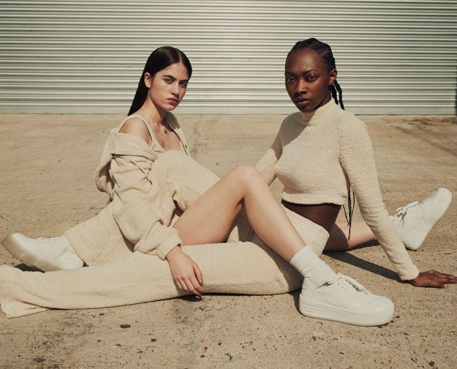 Bershka acaba de lanzar su colección bCOMFY