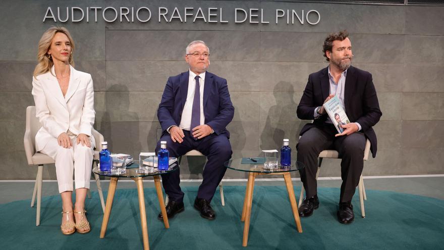 Espinosa de los Monteros congrega a dirigentes del PP, exdiputados de Vox y de Cs y les llama a &quot;vertebrar alianzas&quot;