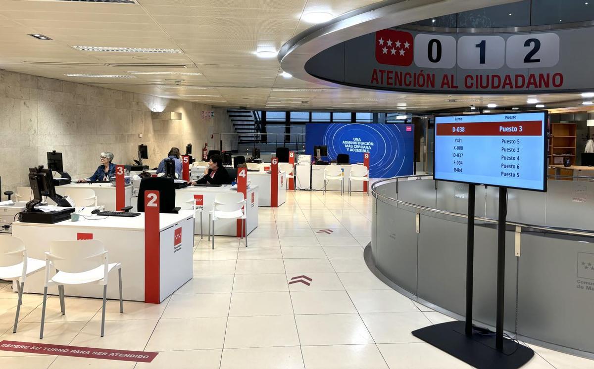 Interior de una Oficina de Atención al Ciudadano.