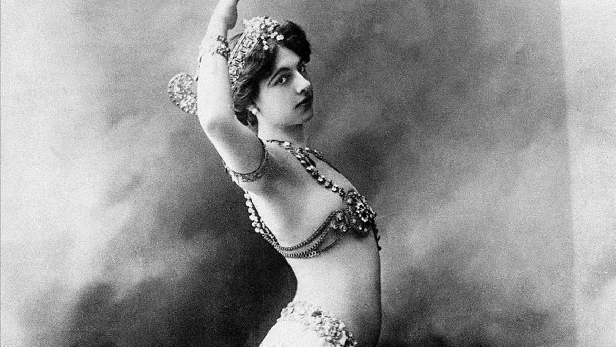 tcendros188978 file    an undated photo of  dutch dancer and glamorous spy 161018185904