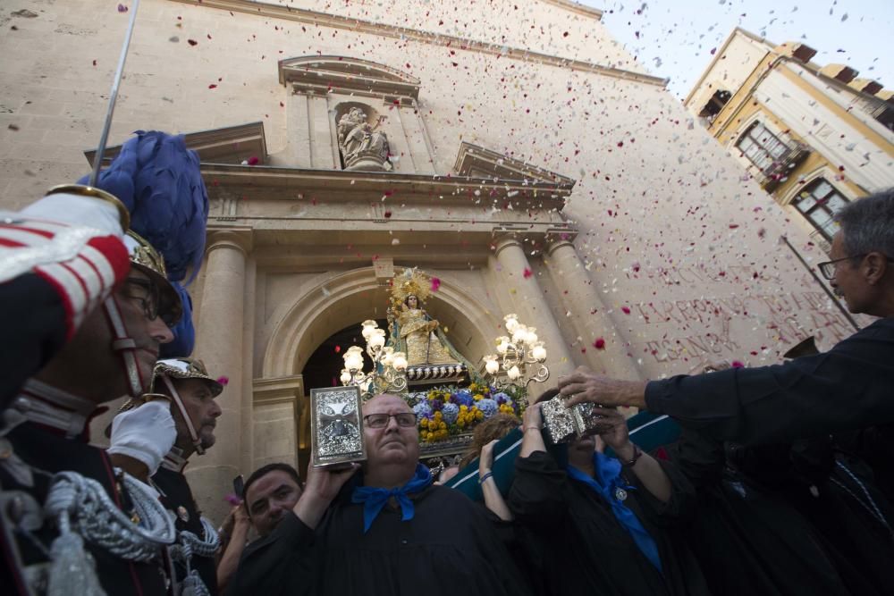 Procesión de la Virgen del Remedio en Alicante