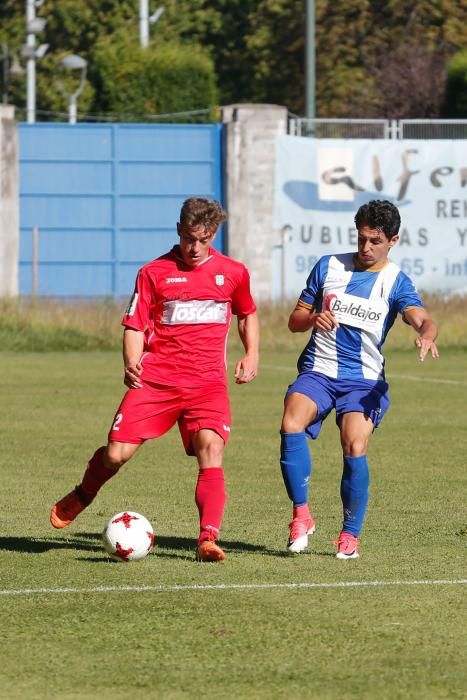 El partido entre el Real Avilés y el Praviano, en imágenes