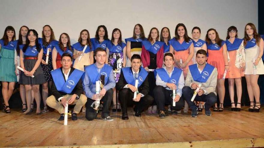 Fiesta de graduación de 21 alumnos del IES Fuentesaúco