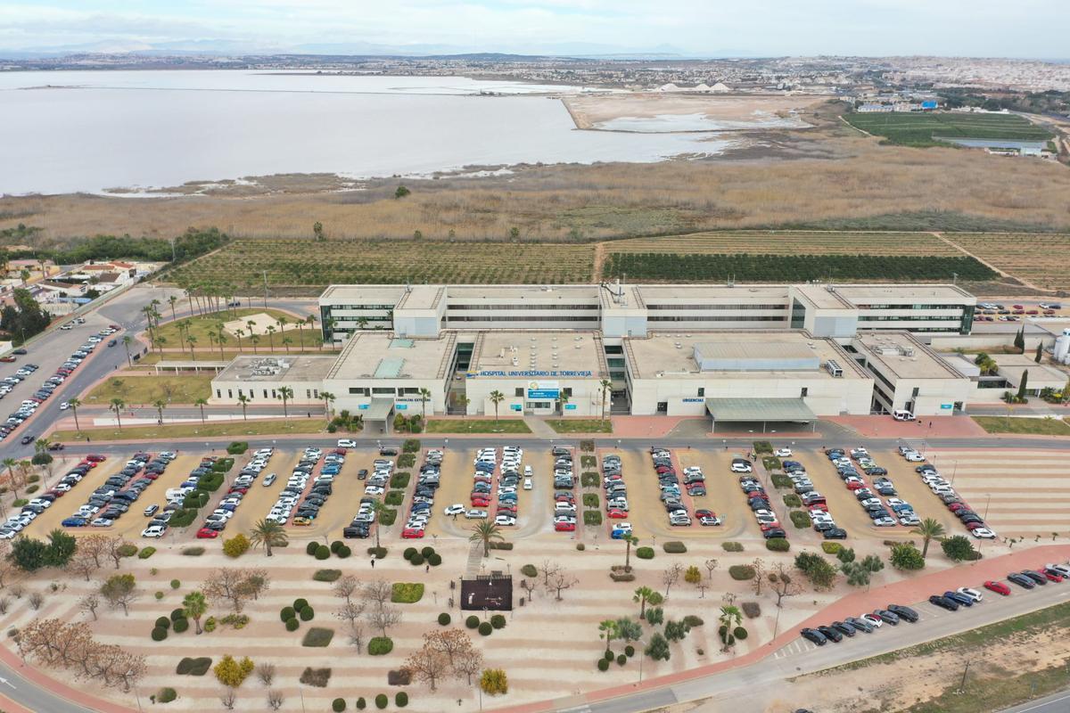 Hospital Universitario de Torrevieja, en una imagen aérea de archivo