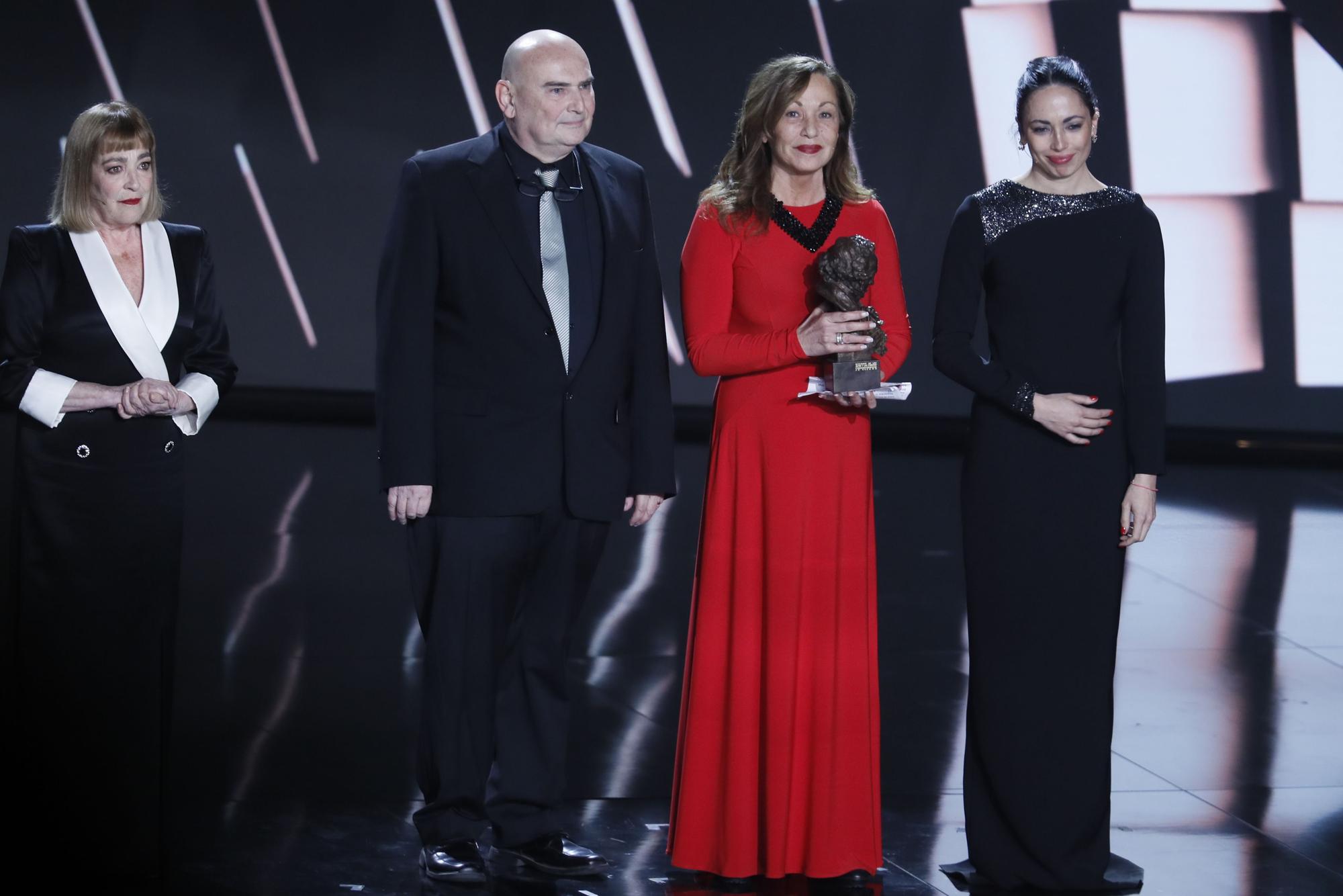 La familia de Carlos Saura recibe el Goya de honor