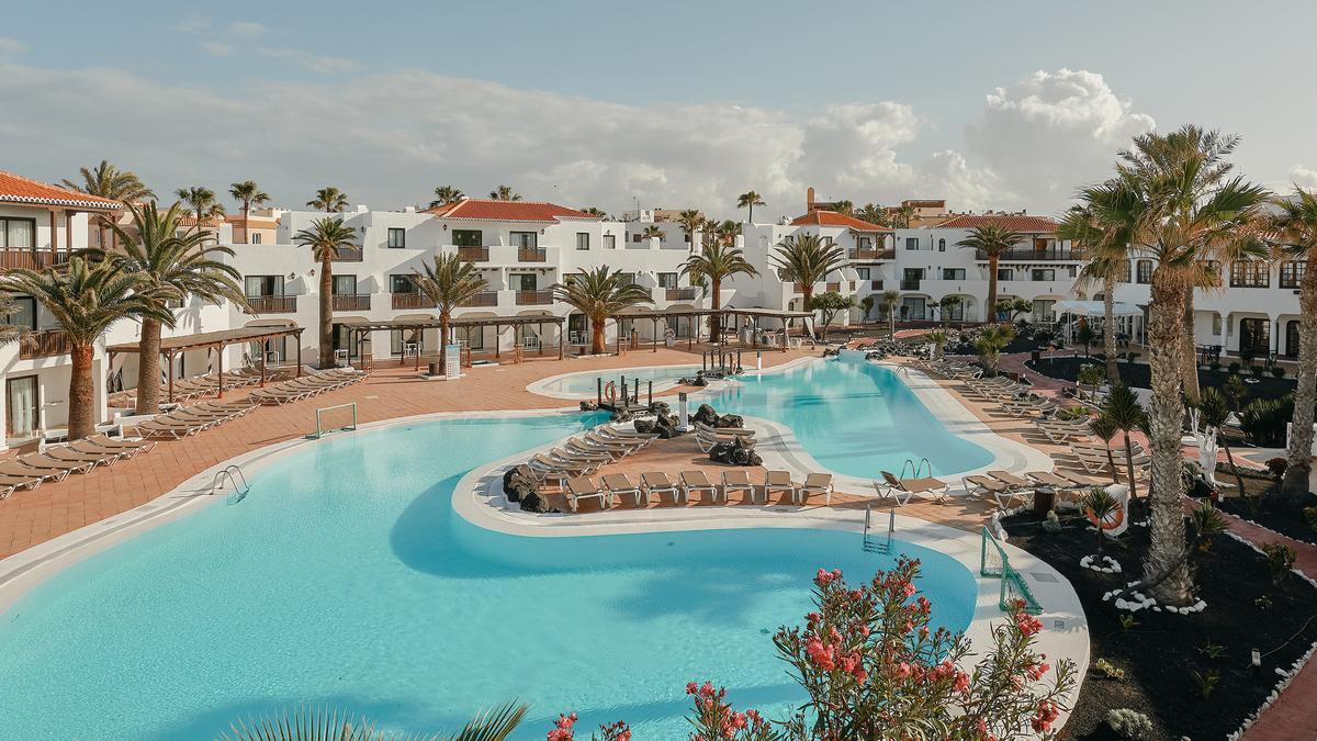 Los Apartamentos Hesperia Bristol Playa están en una ubicación privilegiada en Fuerteventura.