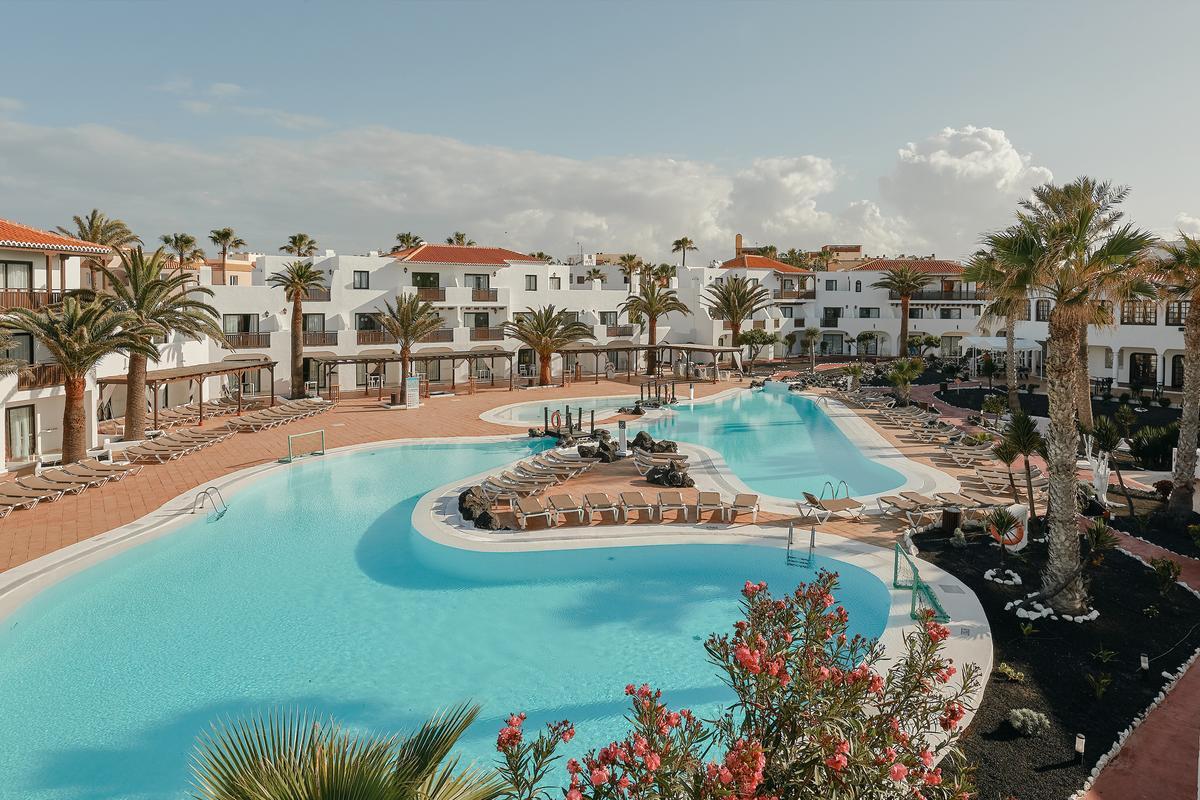 Los Apartamentos Hesperia Bristol Playa están en una ubicación privilegiada en Fuerteventura.