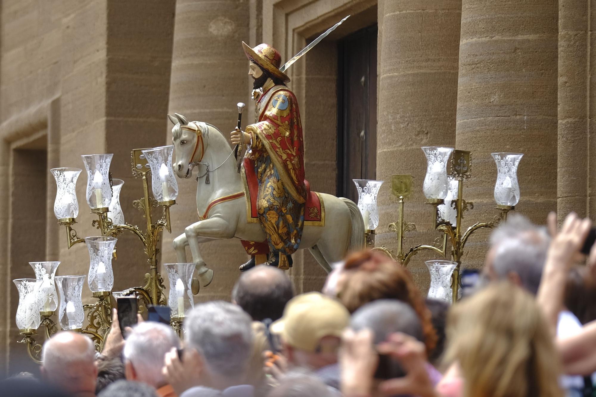 Durante la mañana de este jueves, se ha celebrado la procesión de Santiago Apóstol en Gáldar.