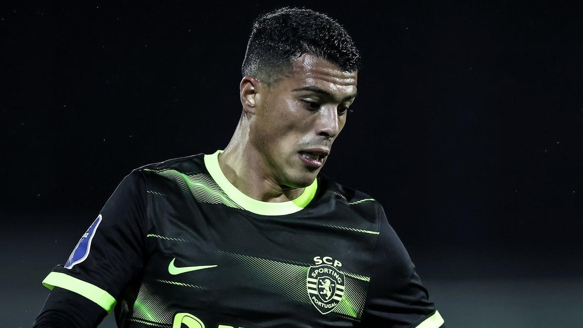 Pedro Porro (12 millones de euros) Pedro Porro (12 millones de euros)