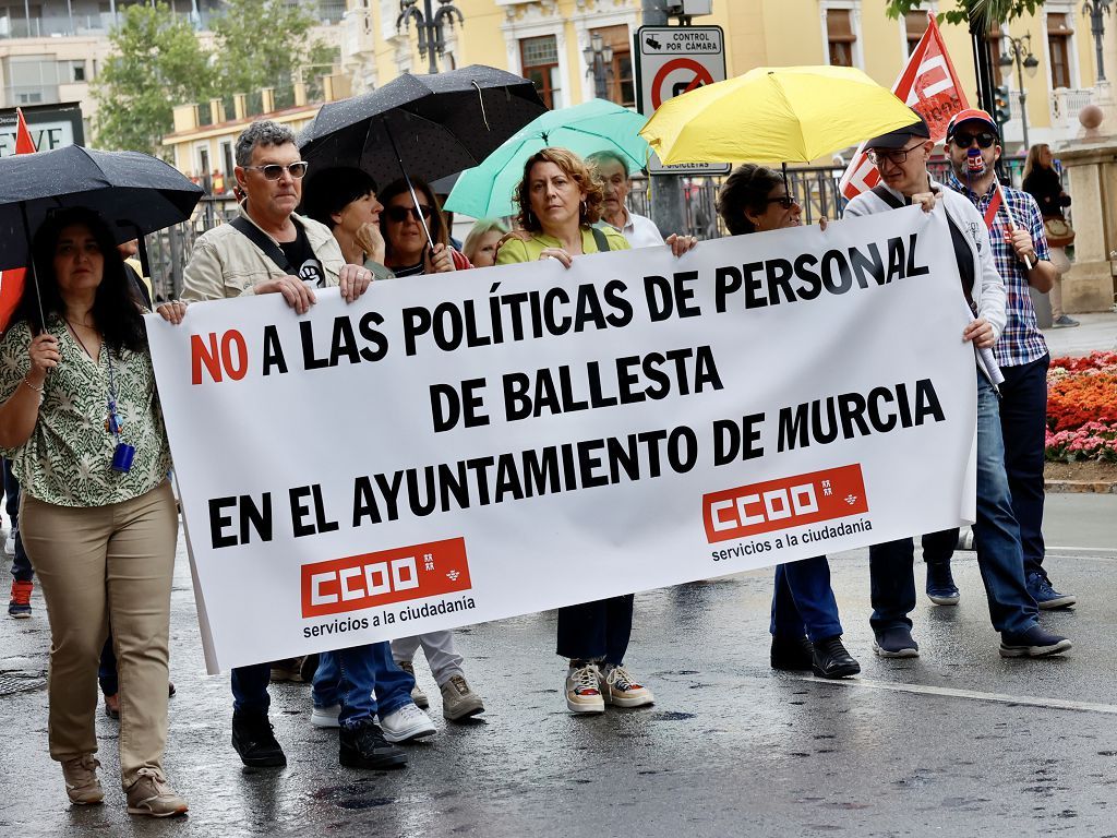 La manifestación del Primero de Mayo de Murcia, en imágenes