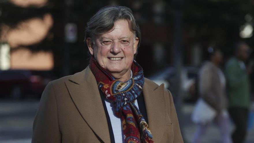 José Ramón Prado, en la plaza del Fresno.