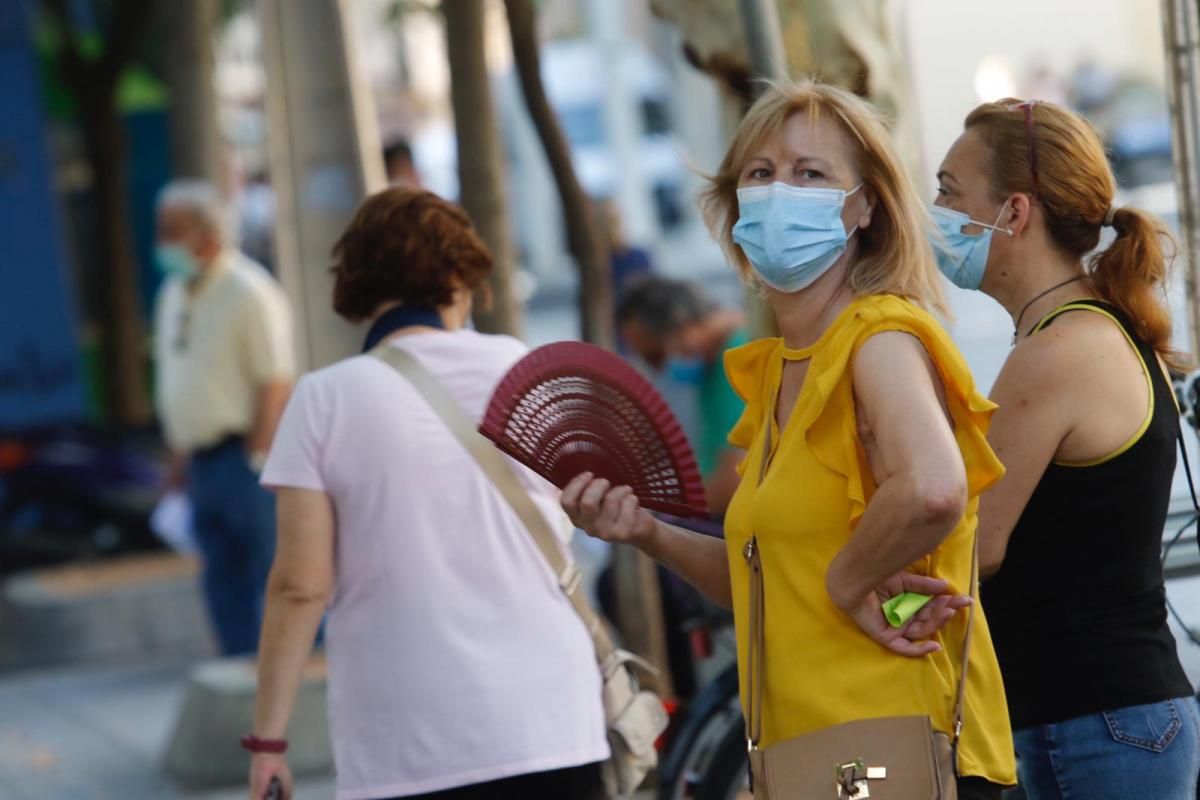 Primer día de mascarillas obligatorias en Córdoba