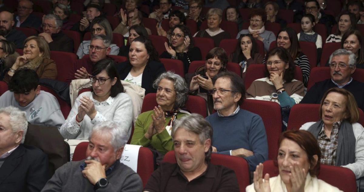 Meis agradece su contribución social a seis vecinos y colectivos