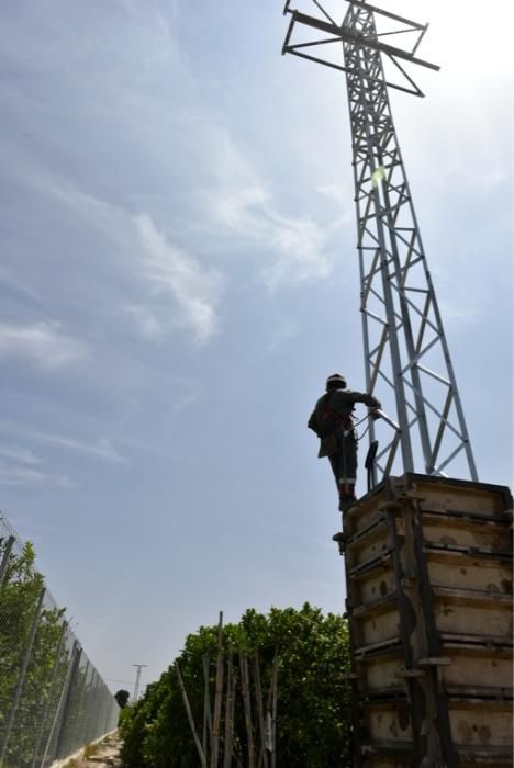 Instalación de postes en Nonduermas