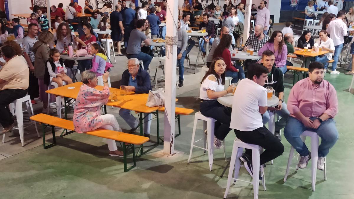 Numerosas personas se han acercado a este festival.