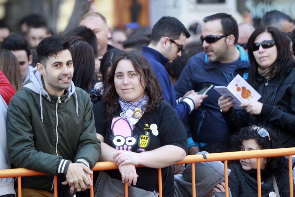 Búscate en la mascletà del 12 de marzo