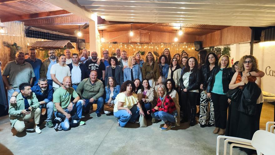 La generación de 1975 se reencontró en Grado: así fue la fiesta de los moscones que cumplen cincuenta años