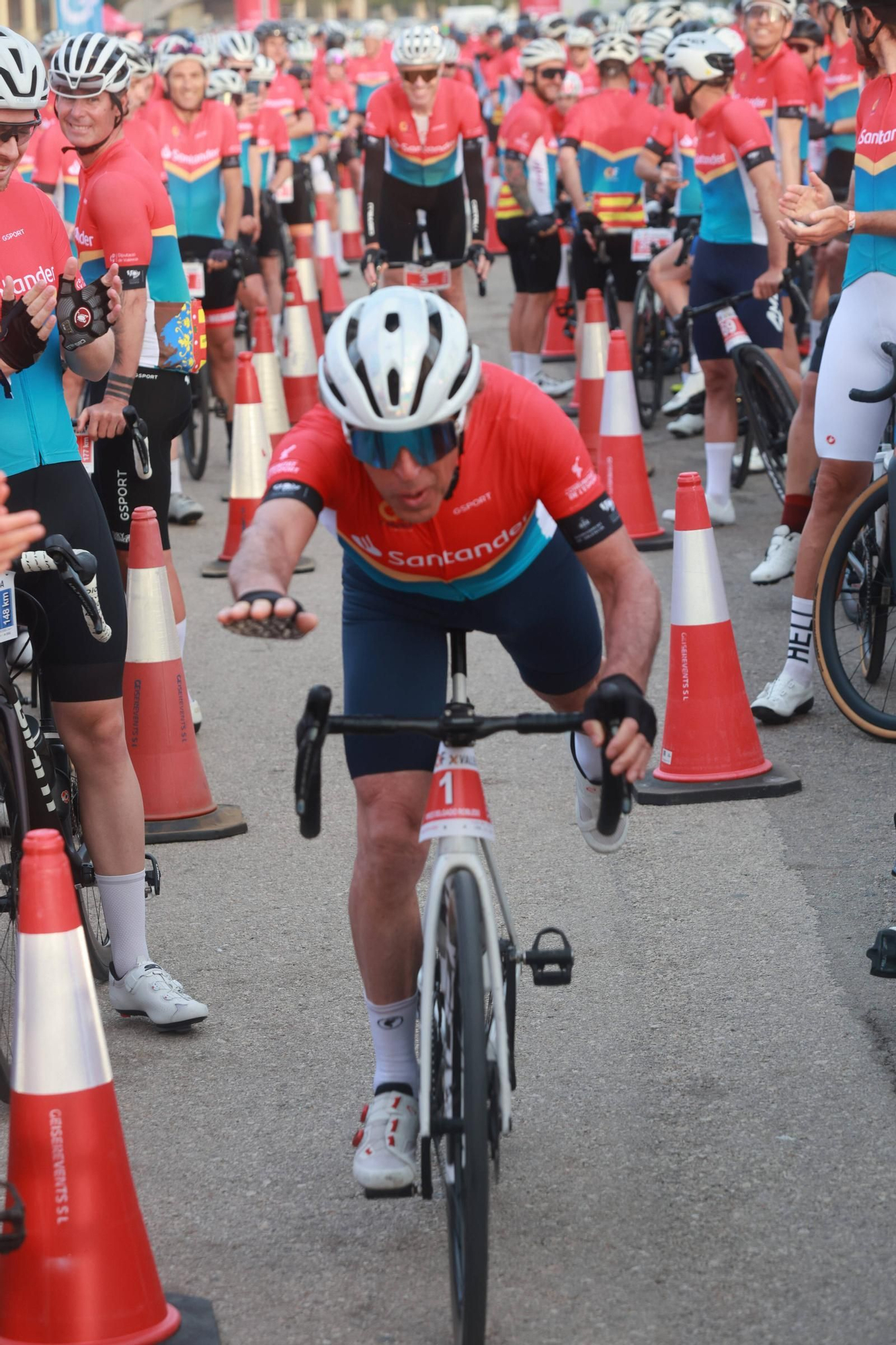 Búscate en el Gran Fondo por València 2025