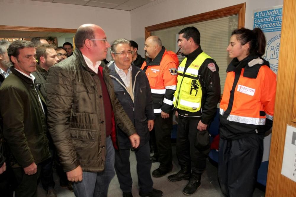 El ministro del Interior y el presidente de la Comunidad visitan las zonas afectadas