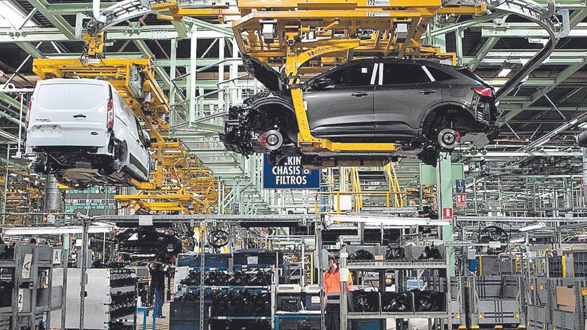 Interior de la fábrica de Ford en Almussafes (València)