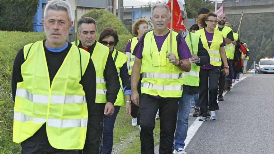 Marchas de la Dignidad a su paso por Cangas. // Santos Álvarez