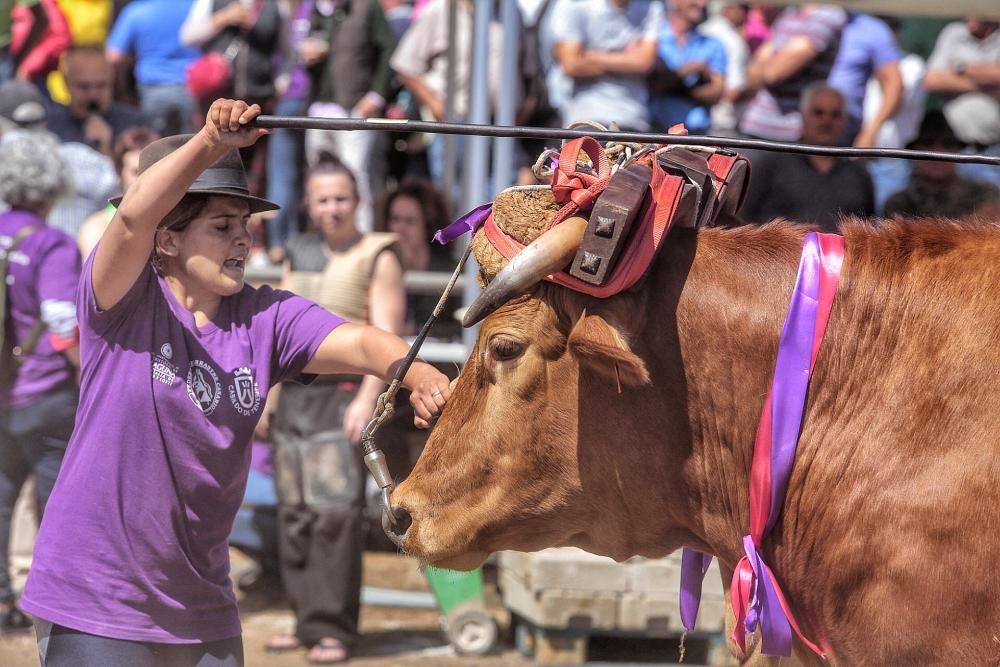 Tributo a la mujer en el deporte autóctono