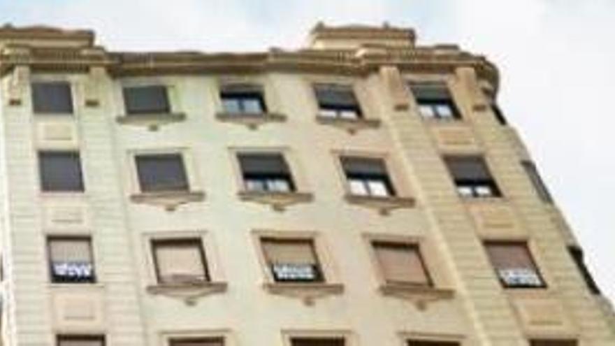 Housers negocia la compra de cuatro edificios en Valencia para pisos turísticos