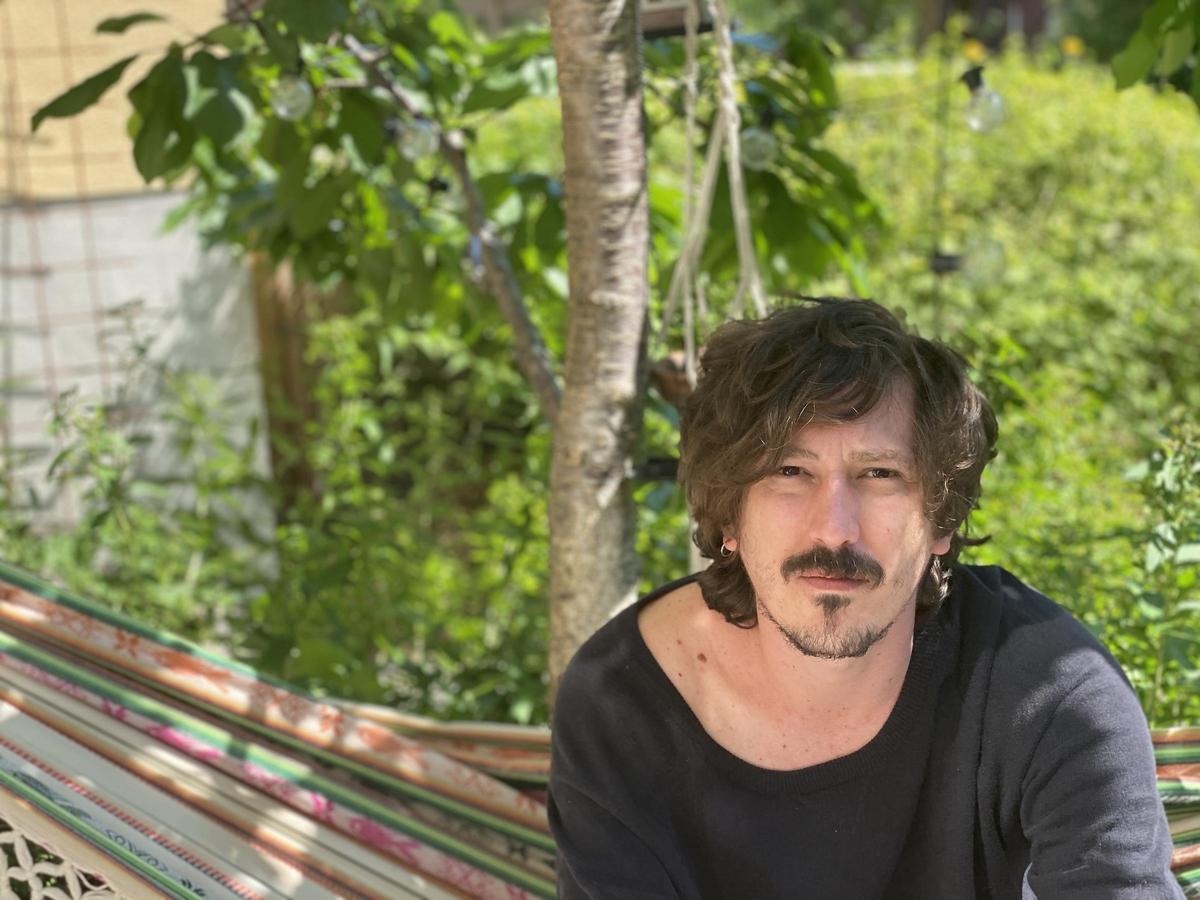 Simón Mesa, director de "Un poeta".