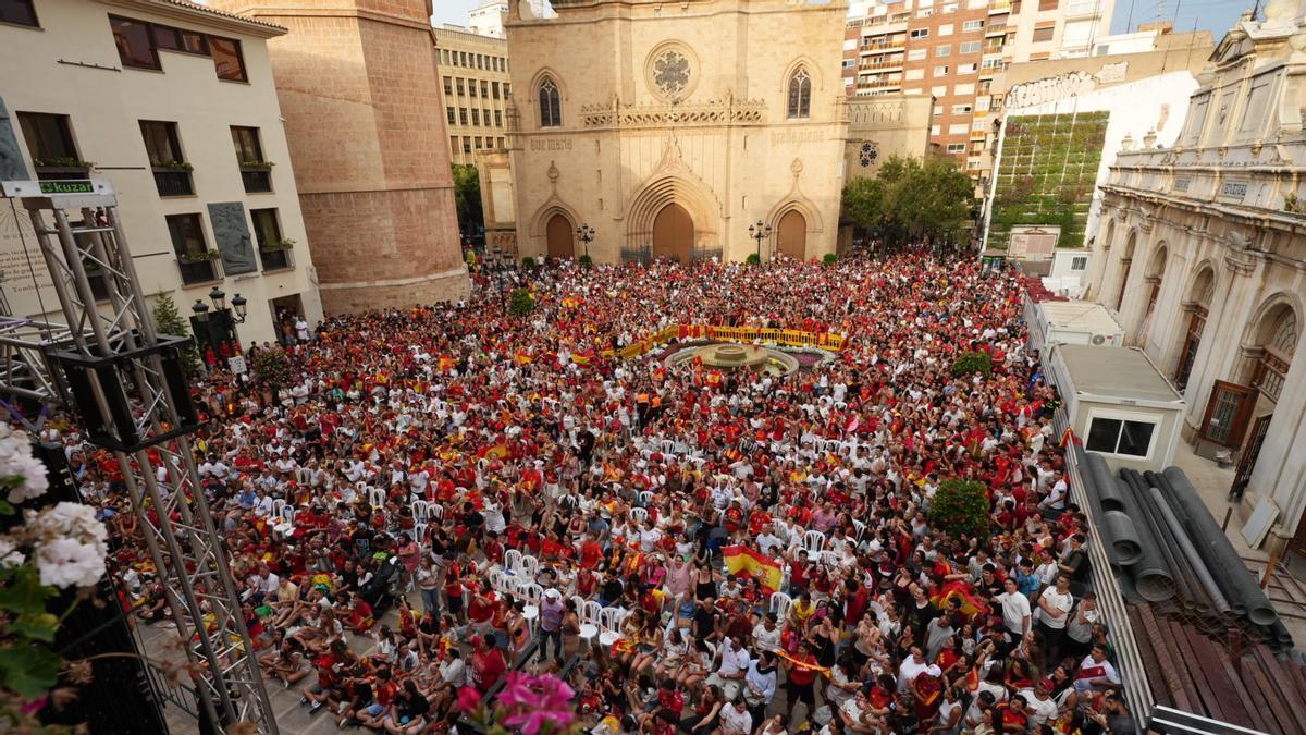 Galería: La provincia de Castellón vibra con el España-Argentina