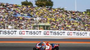 Impresionante lleno en el Circuito de Cheste, en Valencia.