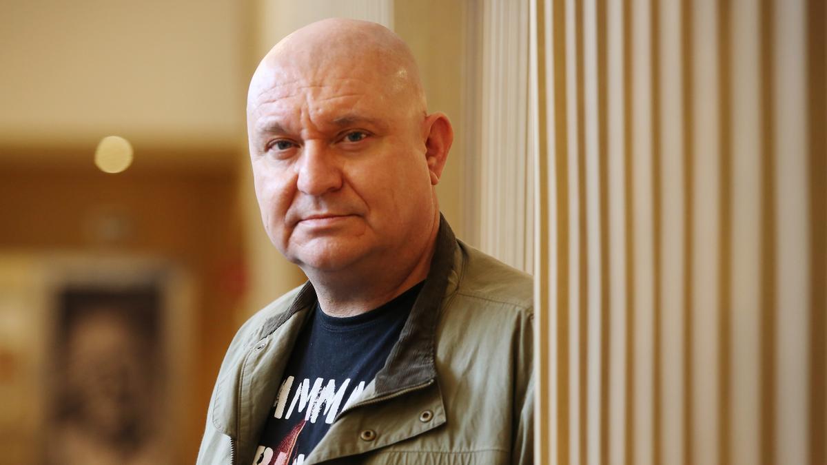 El escritor M.W. Craven, en Barcelona durante su visita a BCNegra 2022.