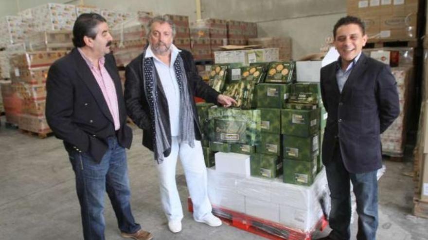 Ambrosio Lameiro, Fernando Lezcano y Luis Escurís en Fundación Amigos de Galicia.  // J.L. Oubiña