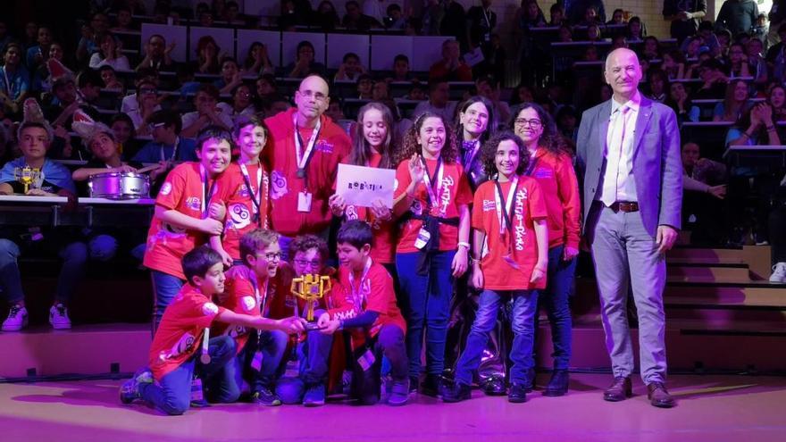 L&#039;equip «Estanys Ketchup» de l&#039;escola Els Estanys de Platja d&#039;Aro