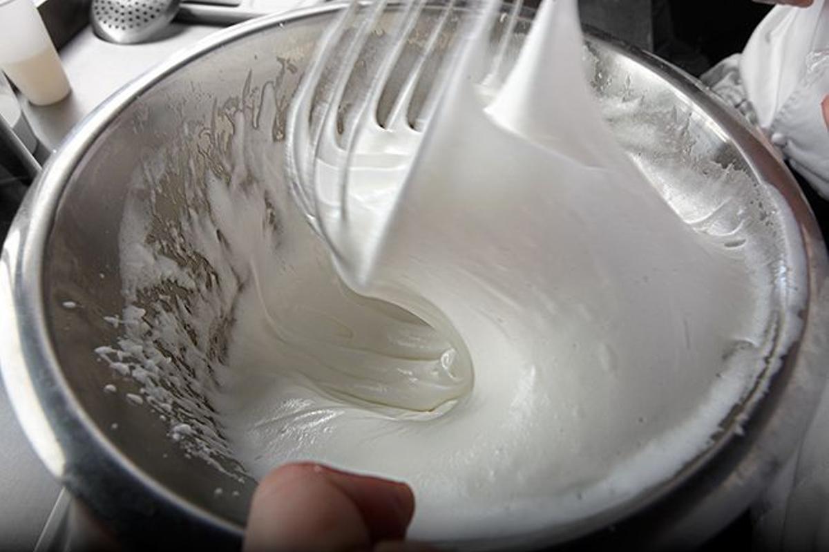 Preparación de tarta de nueces