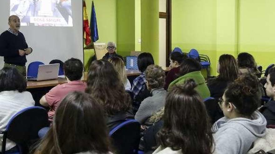 Donantes de sangre, con los alumnos del IES