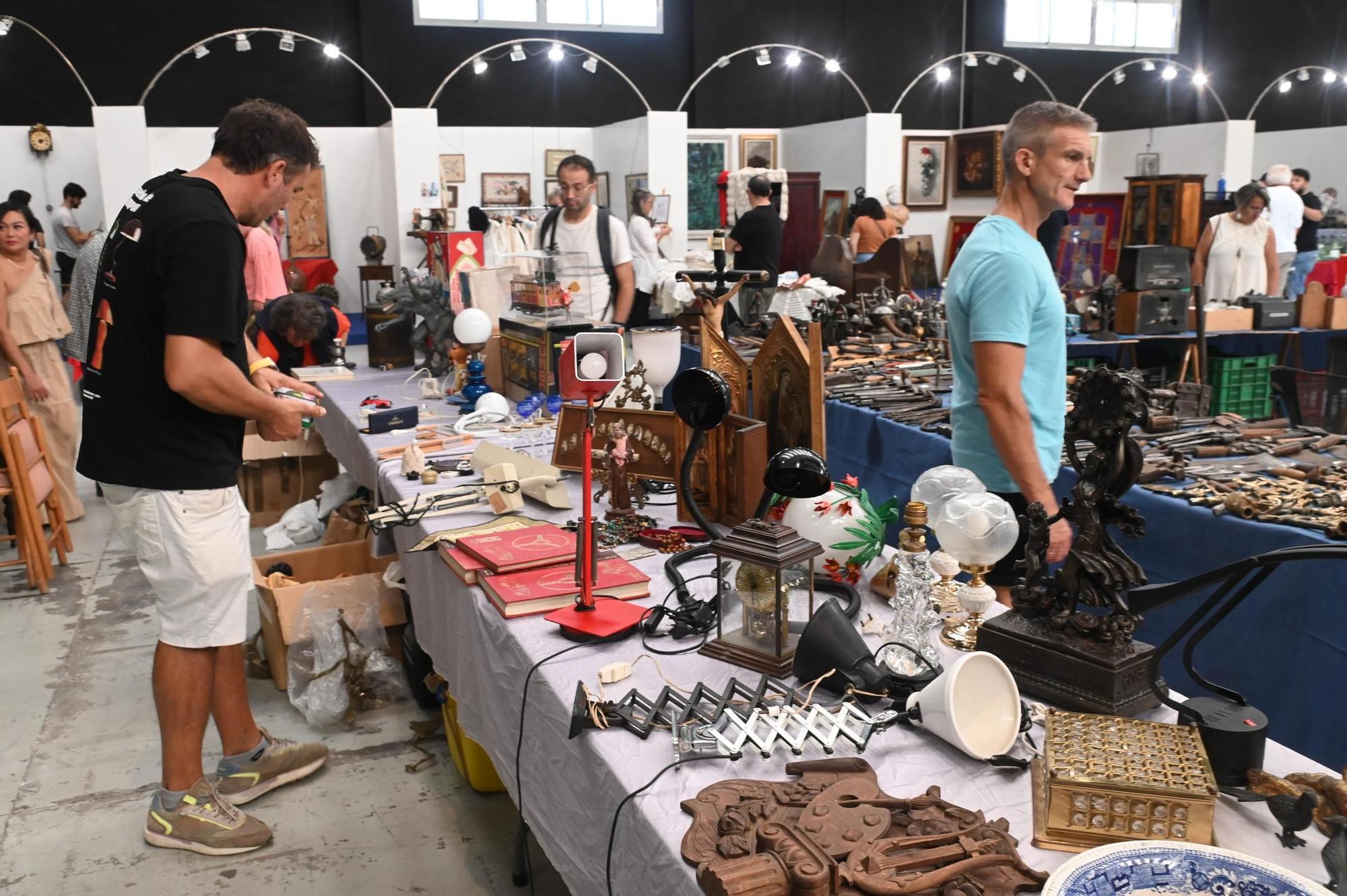 Las imágenes de la Feria de antigüedades de Vila-real