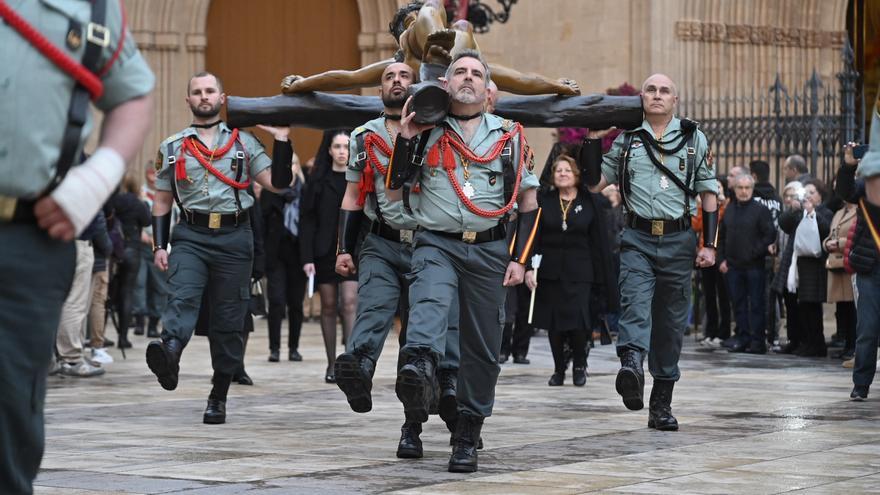 Viernes Santo en Castelló: procesión y Cristo yacente