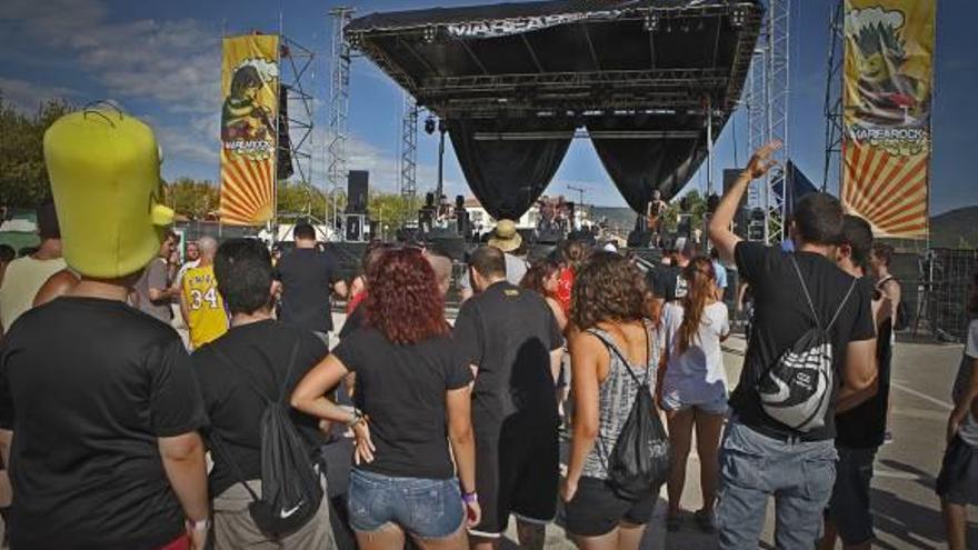 El Marearock se desarrolla desde ayer en un recinto situado junto al polideportivo.