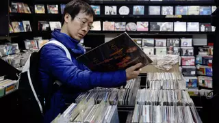 Cierra Discos Revolver, la emblemática tienda de música de la calle Tallers de Barcelona
