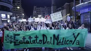 Nueva huelga médica en València en pleno colapso por la gripe
