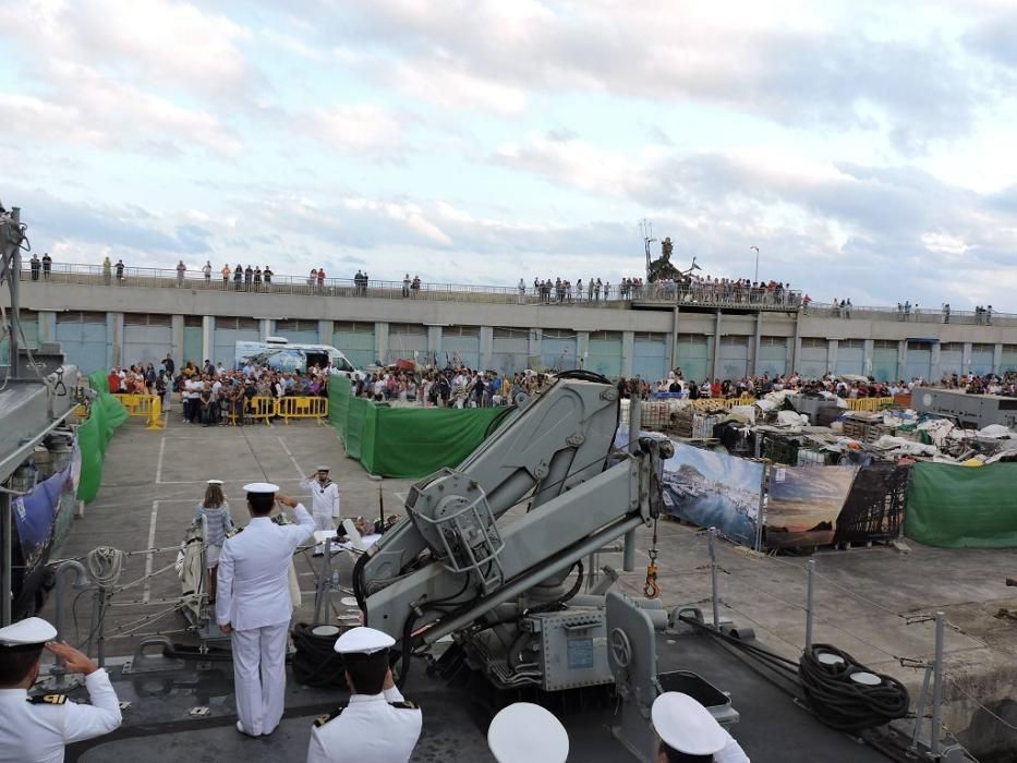 Jornada de puertas abiertas en Águilas con la Armada