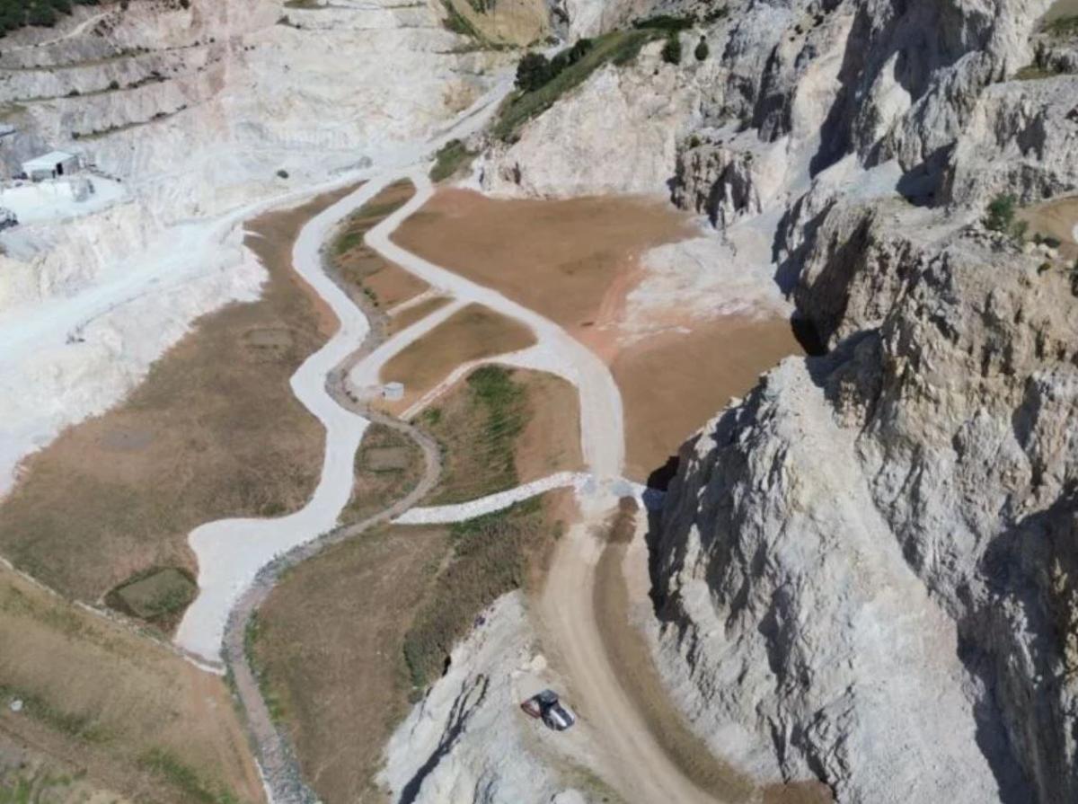 Imágenes de recinto en el que se encontrará el nuevo parque de Torremolinos, ubicado en un antiguo vertedero que ya ha sido vaciado y sellado
