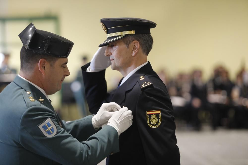 Festividad del Pilar celebrada por la Comandancia de la Guardia Civil de Gijón